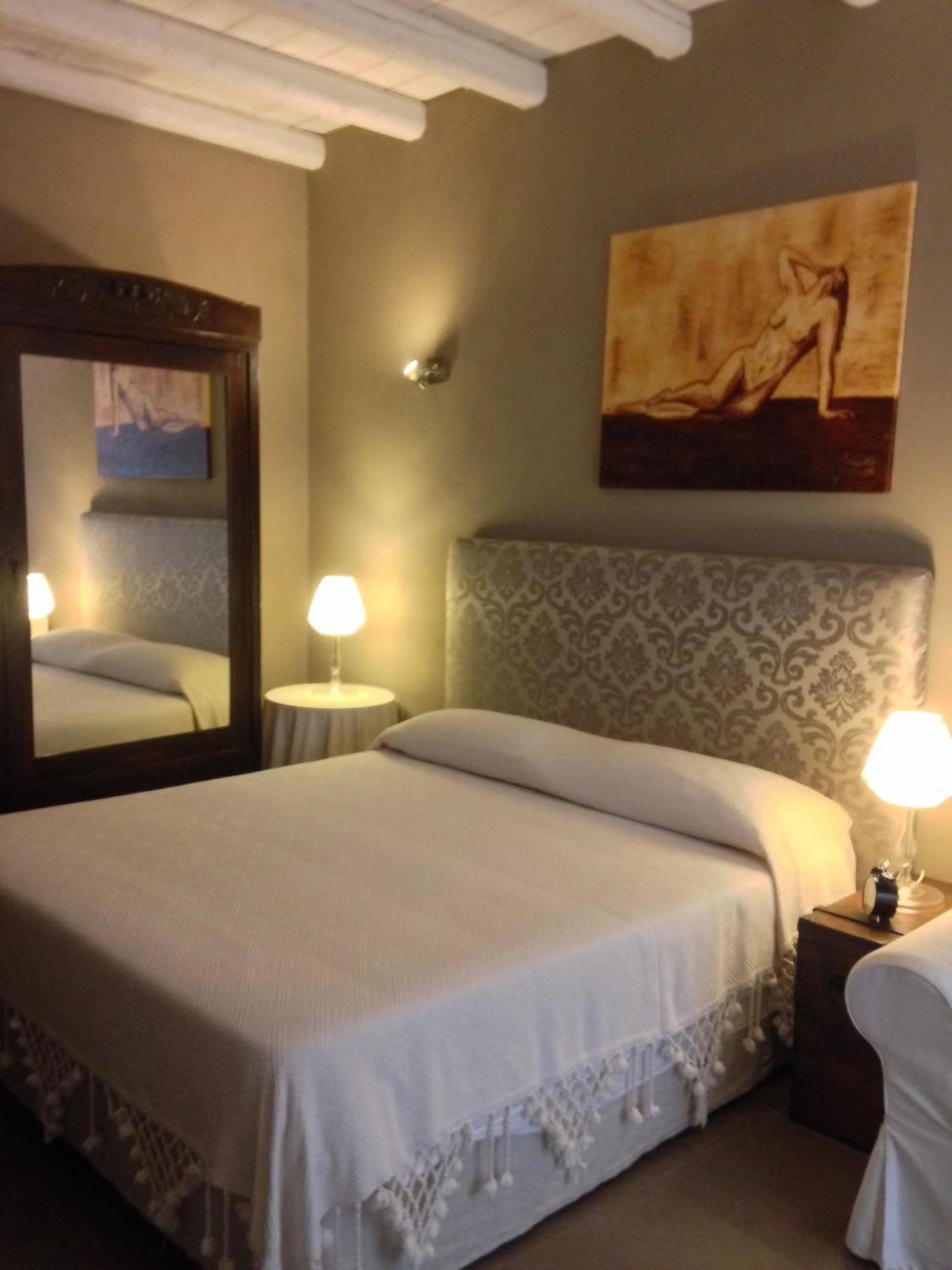 B&B Mugnos Charme Living Licodia Eubea Phòng bức ảnh